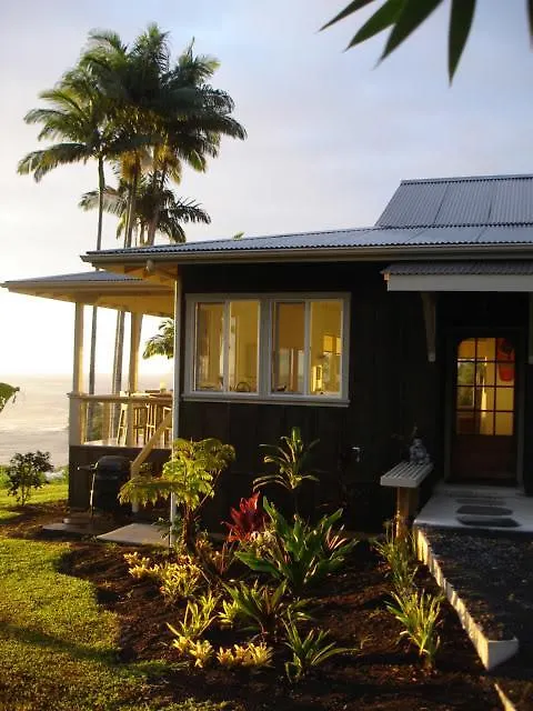 Onomea Bay Cliffside Cottage Papaikou Prázdninový dům